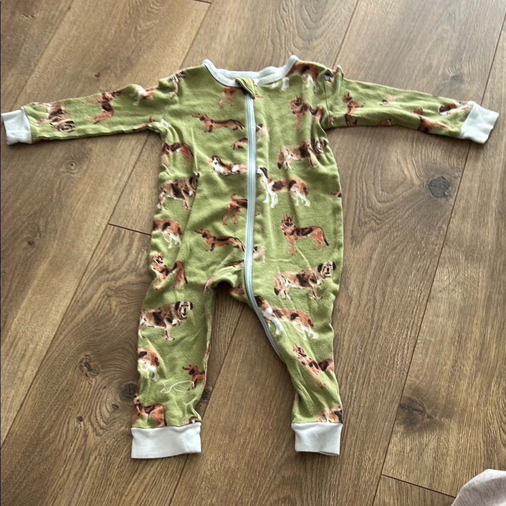 Kids Green Dog organic cotton Milk Barn 6 9 months pajamas onesie
